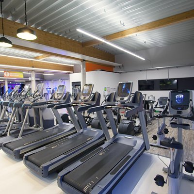 Gesundarium Mühlheim-Kärlich: Cardio Laufband Geräte im Club.